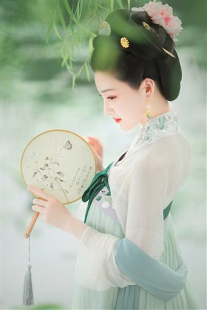 顧教授好大含不住了H